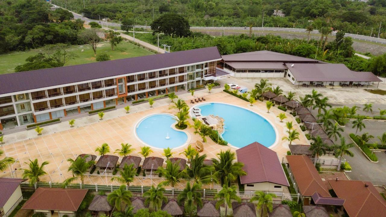 River Palm Hotel And Resort Powered By Cocotel Bugallon Ngoại thất bức ảnh